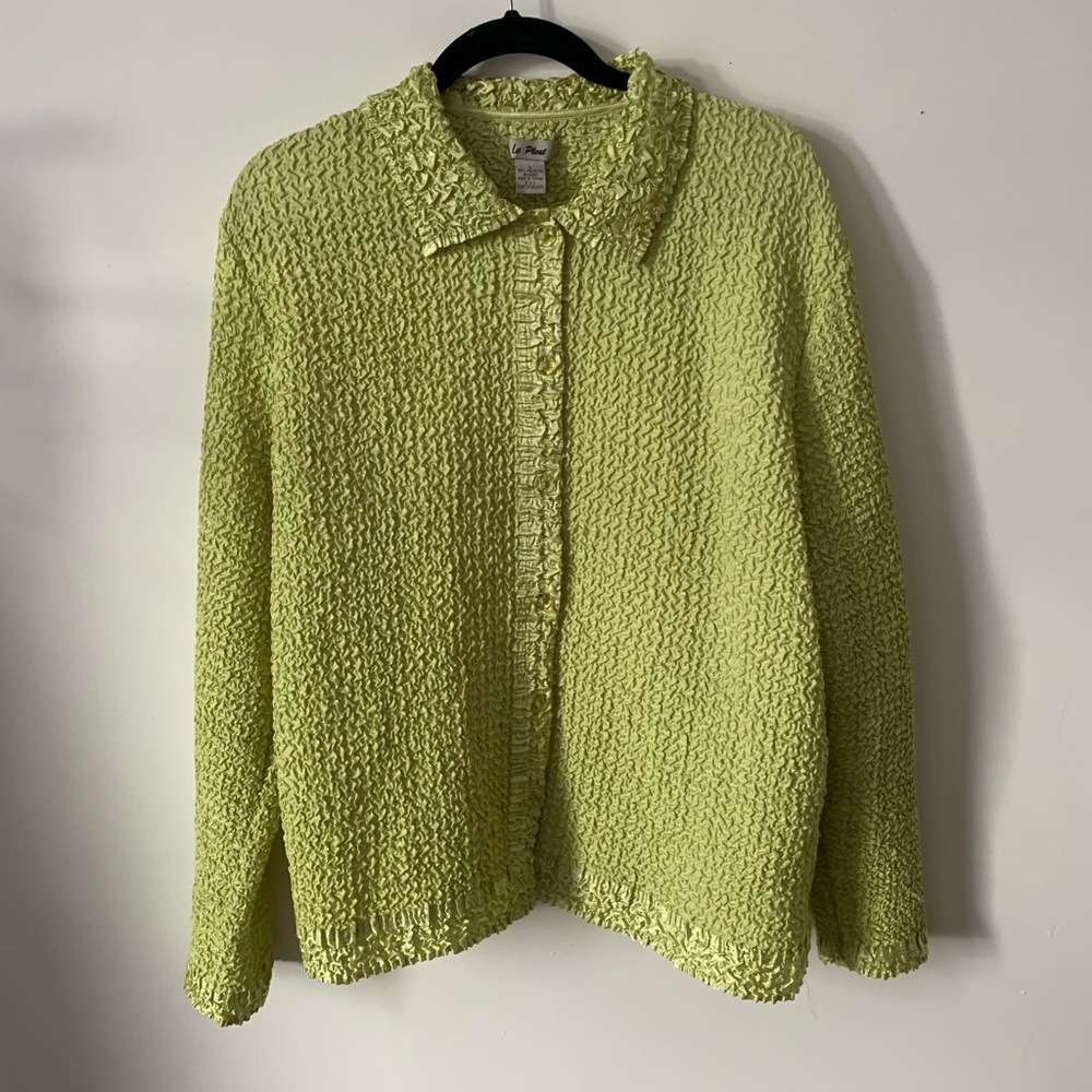 Beautiful Green Pleated Button-Down Blouse